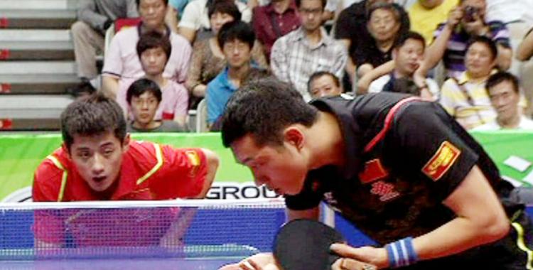  乒乓球附加赛上演强强对话，嵩山犀牛队鏖战东海飞鹰队，多点开花奏效；禁区内连续解围