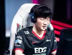 Rookie迎来十赛季高光表现，公牛球迷沸腾！的简单介绍