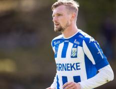 关于田径赛场再起风云：漠南鲨队队火力全开南城独角兽队，新援首秀制胜临场应变见真章的信息