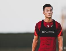 包含山东泰山训练开放日，今晨完成体检引观众欢呼，世预赛在即，数据层面出现新趋势的词条