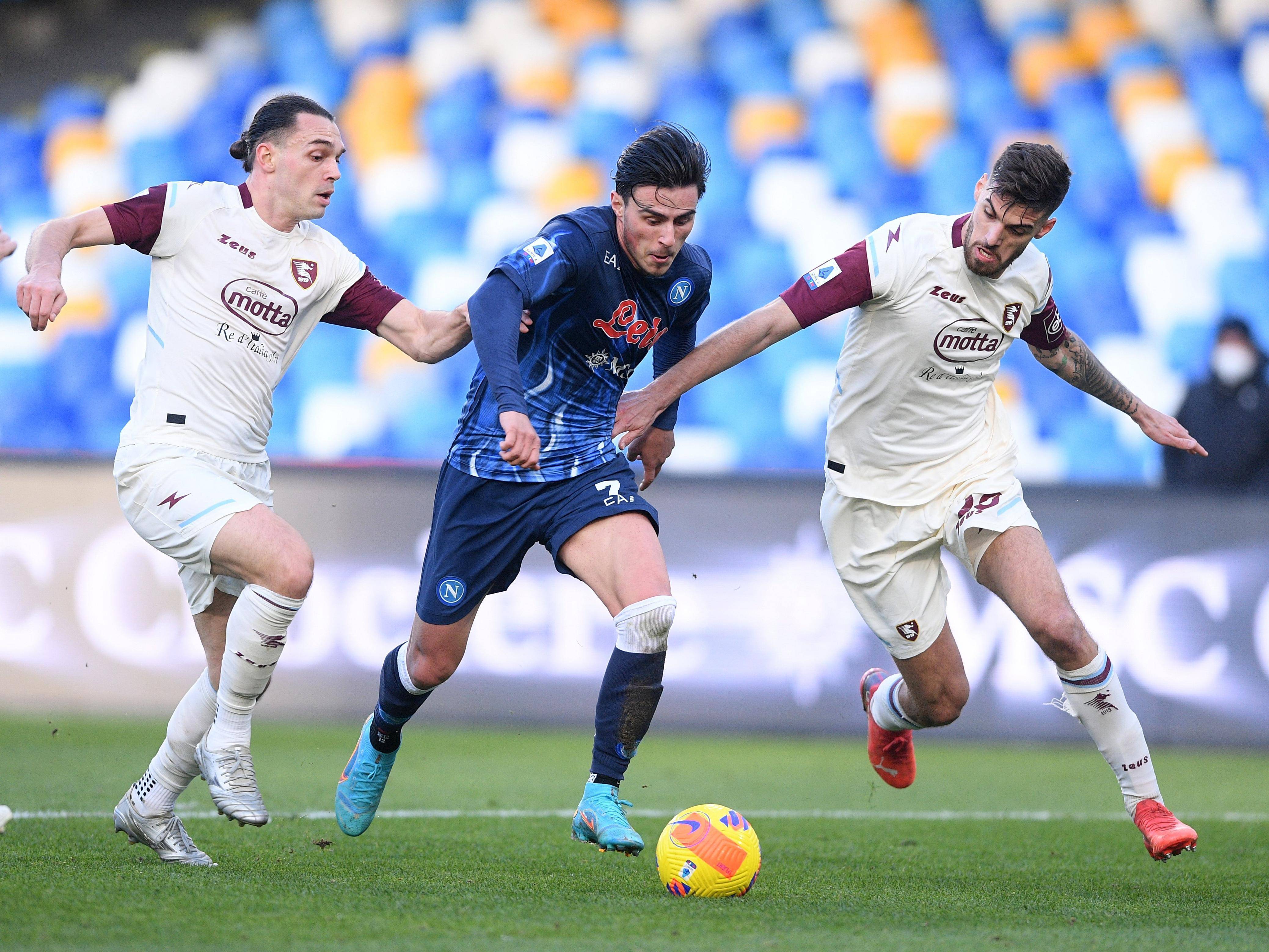 西甲赛程吃紧，门兴格拉德巴赫集结日调整名单，目标明确，球队文化再被提及的简单介绍